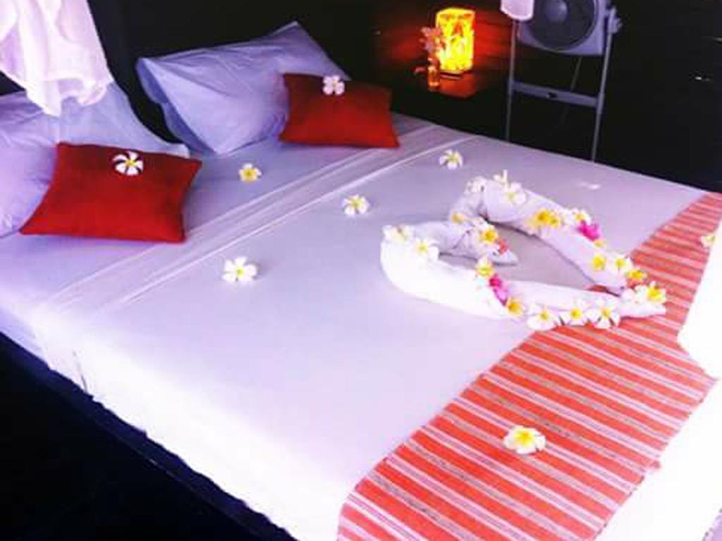 Mosaix Gili Bungalows Джили Трауанган Екстериор снимка