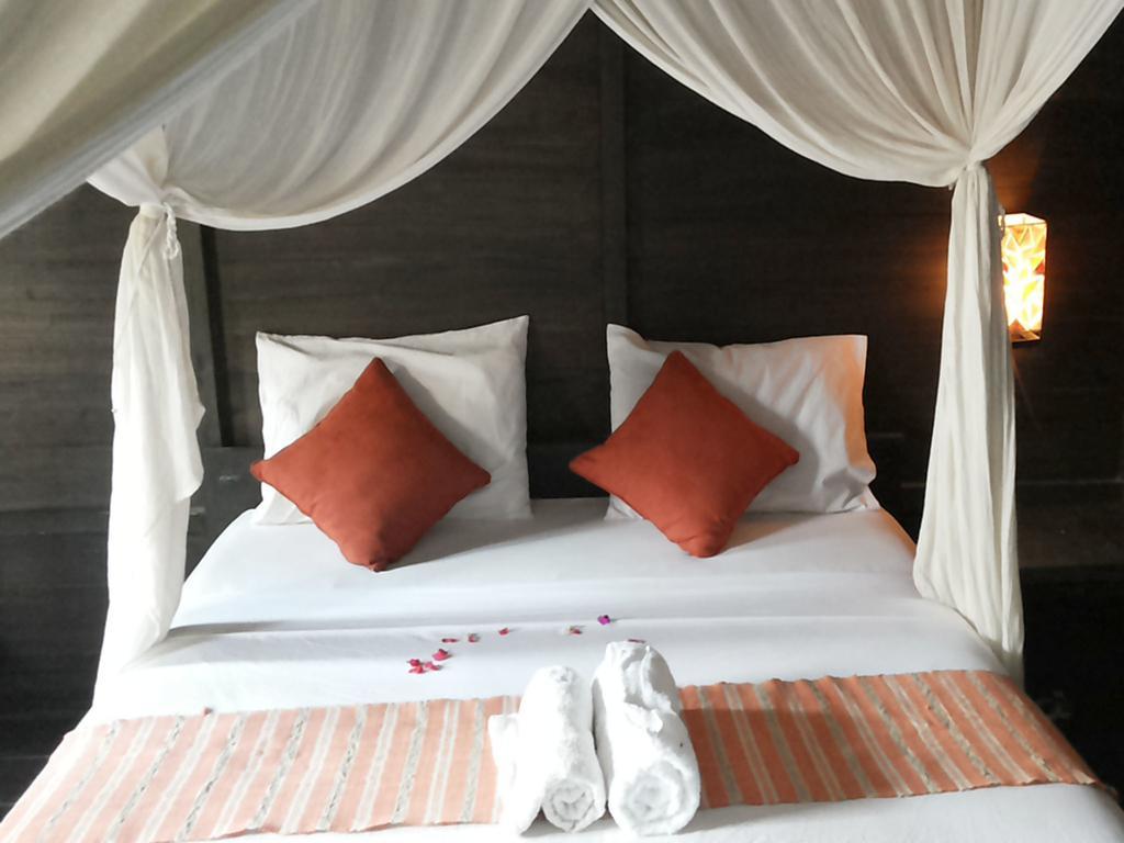 Mosaix Gili Bungalows Джили Трауанган Екстериор снимка