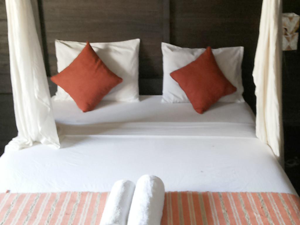 Mosaix Gili Bungalows Джили Трауанган Екстериор снимка