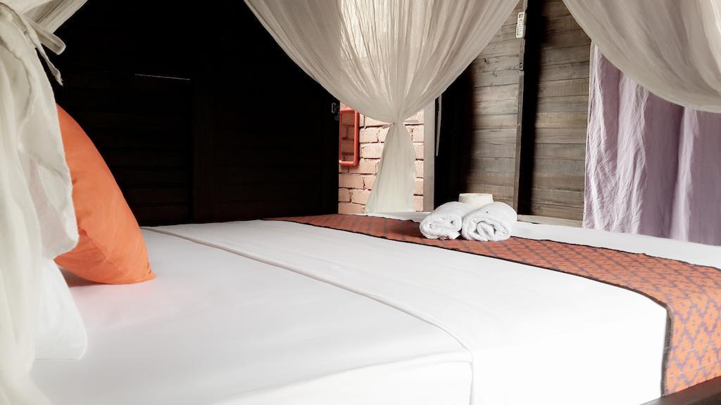 Mosaix Gili Bungalows Джили Трауанган Екстериор снимка